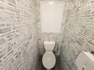 Prodej bytu 2+1, Chomutov, Holešická, 62 m2