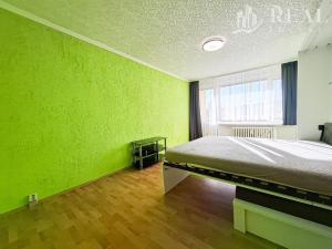 Prodej bytu 2+1, Chomutov, Holešická, 62 m2