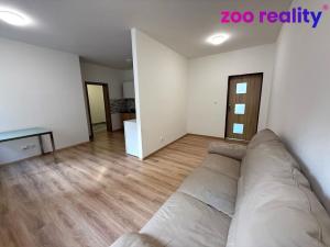 Pronájem bytu 2+kk, Chomutov, Čelakovského, 54 m2