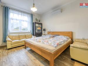 Prodej rodinného domu, Zahrádka, 300 m2