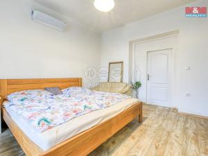 Prodej rodinného domu, Zahrádka, 300 m2