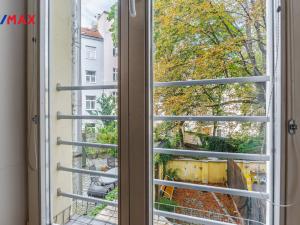 Pronájem bytu 2+kk, Praha - Žižkov, Blahníkova, 53 m2