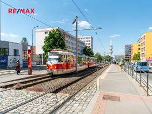 Pronájem bytu 1+kk, Praha - Žižkov, Olšanská, 35 m2