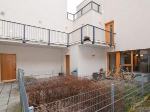 Pronájem bytu 1+kk, Praha - Žižkov, Štítného, 34 m2