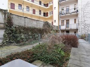 Pronájem bytu 1+kk, Praha - Žižkov, Štítného, 34 m2