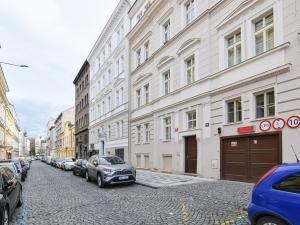 Pronájem bytu 1+kk, Praha - Žižkov, Štítného, 34 m2