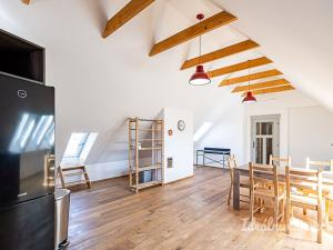 Pronájem bytu 4+kk, Praha - Braník, Pod svahem, 140 m2