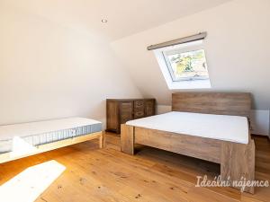 Pronájem bytu 4+kk, Praha - Braník, Pod svahem, 140 m2