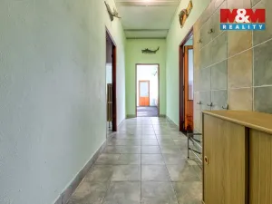 Prodej výrobních prostor, Černošín, 1100 m2