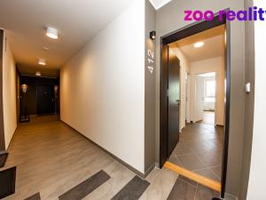 Prodej bytu 2+kk, Praha, Thomasova, 48 m2