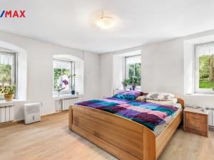 Prodej rodinného domu, Dubá - Zakšín, 380 m2