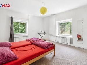 Prodej rodinného domu, Dubá - Zakšín, 380 m2