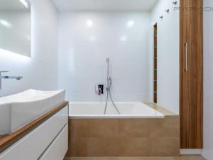Pronájem bytu 3+kk, Praha - Chodov, Květnového vítězství, 219 m2