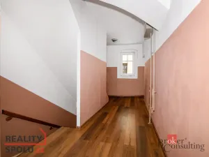 Prodej rodinného domu, Toužim, Pod Brankou, 219 m2