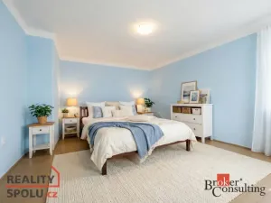 Prodej rodinného domu, Toužim, Pod Brankou, 219 m2