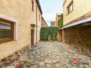 Prodej rodinného domu, Toužim, Pod Brankou, 219 m2