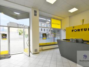 Pronájem obchodního prostoru, Ústí nad Labem - Ústí nad Labem-centrum, Velká Hradební, 77 m2