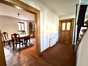 Pronájem výrobních prostor, Dobrovíz, Pražská, 1027 m2