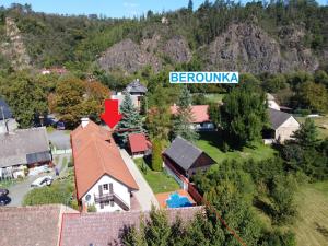 Prodej rodinného domu, Račice, 570 m2