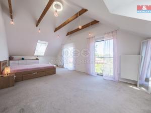 Prodej rodinného domu, Svojetice, Na Moklině, 159 m2