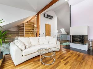Pronájem bytu 3+kk, Praha - Vinohrady, Velehradská, 97 m2