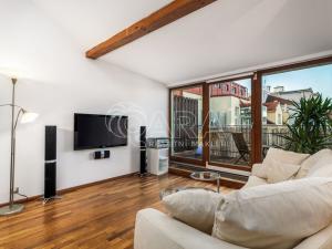 Pronájem bytu 3+kk, Praha - Vinohrady, Velehradská, 97 m2
