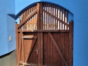 Prodej rodinného domu, Vroutek, Kryrská, 300 m2