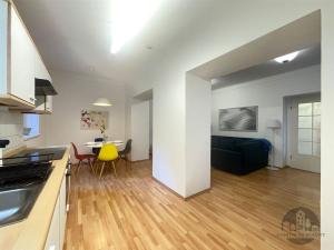 Pronájem bytu 2+kk, Praha, Svatoslavova, 51 m2