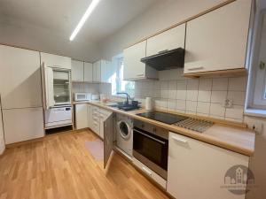 Pronájem bytu 2+kk, Praha, Svatoslavova, 51 m2