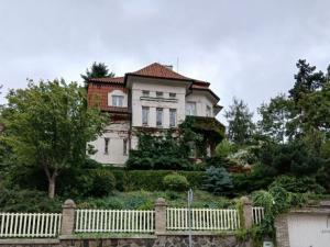 Pronájem bytu 2+kk, Praha, Svatoslavova, 55 m2