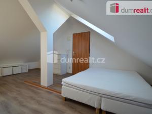 Pronájem bytu 1+kk, Praha - Smíchov, Jindřicha Plachty, 33 m2