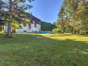 Prodej ubytování, Frymburk, 330 m2