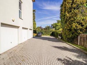 Prodej bytu 2+1, Praha - Suchdol, Brandejsovo náměstí, 116 m2