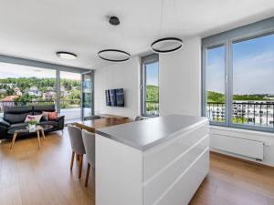 Pronájem bytu 4+kk, Praha - Jinonice, Walterovo náměstí, 109 m2