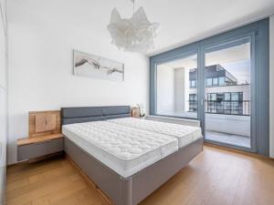 Pronájem bytu 4+kk, Praha - Jinonice, Walterovo náměstí, 109 m2