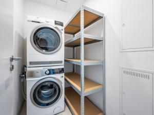 Pronájem bytu 4+kk, Praha - Jinonice, Walterovo náměstí, 109 m2