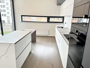 Pronájem bytu 2+kk, Praha, 75 m2