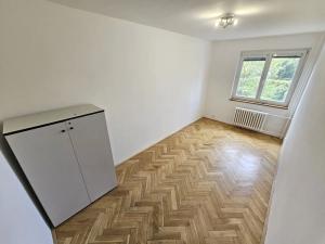 Pronájem bytu 3+kk, Praha - Záběhlice, Bělčická, 60 m2