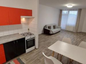 Pronájem bytu 2+kk, Valašské Meziříčí, Luční, 72 m2