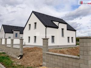 Prodej rodinného domu, Lužná, Jižní, 165 m2