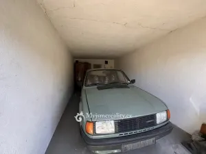Prodej garáže, Znojmo, Kuchařovická, 19 m2