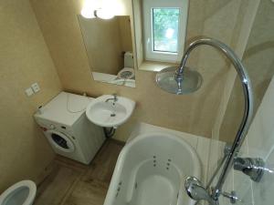 Prodej rodinného domu, Bartošovice, 840 m2