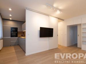 Pronájem bytu 2+kk, Vrchlabí, Slovanská, 57 m2