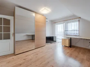 Prodej rodinného domu, Velké Přílepy, Slavíčkova, 330 m2