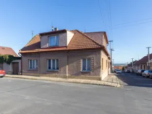 Prodej rodinného domu, Pchery - Humny, Husova, 180 m2