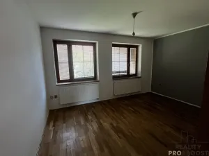 Prodej apartmánu, Podhradní Lhota, 160 m2