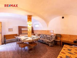 Prodej rodinného domu, Obora, 900 m2