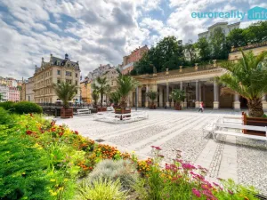 Prodej atypického bytu, Karlovy Vary, Zámecký vrch, 301 m2