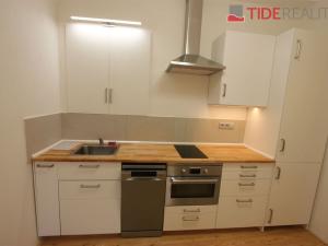 Pronájem bytu 1+1, Praha, Betlémské náměstí, 41 m2