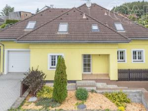 Pronájem vícegeneračního domu, Divišov, K Vodojemu, 267 m2